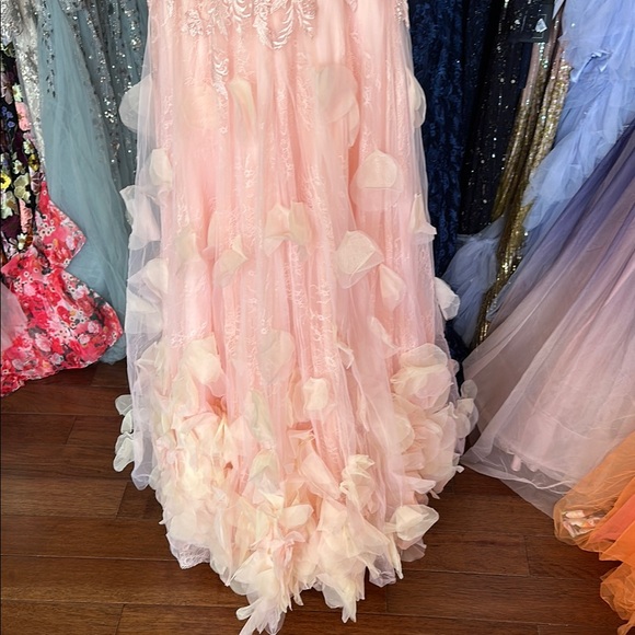 NWT Mac Duggal Pink Ruffled Appliquéd  Tiered Gown for Prom 11293 - Picture 4 of 12